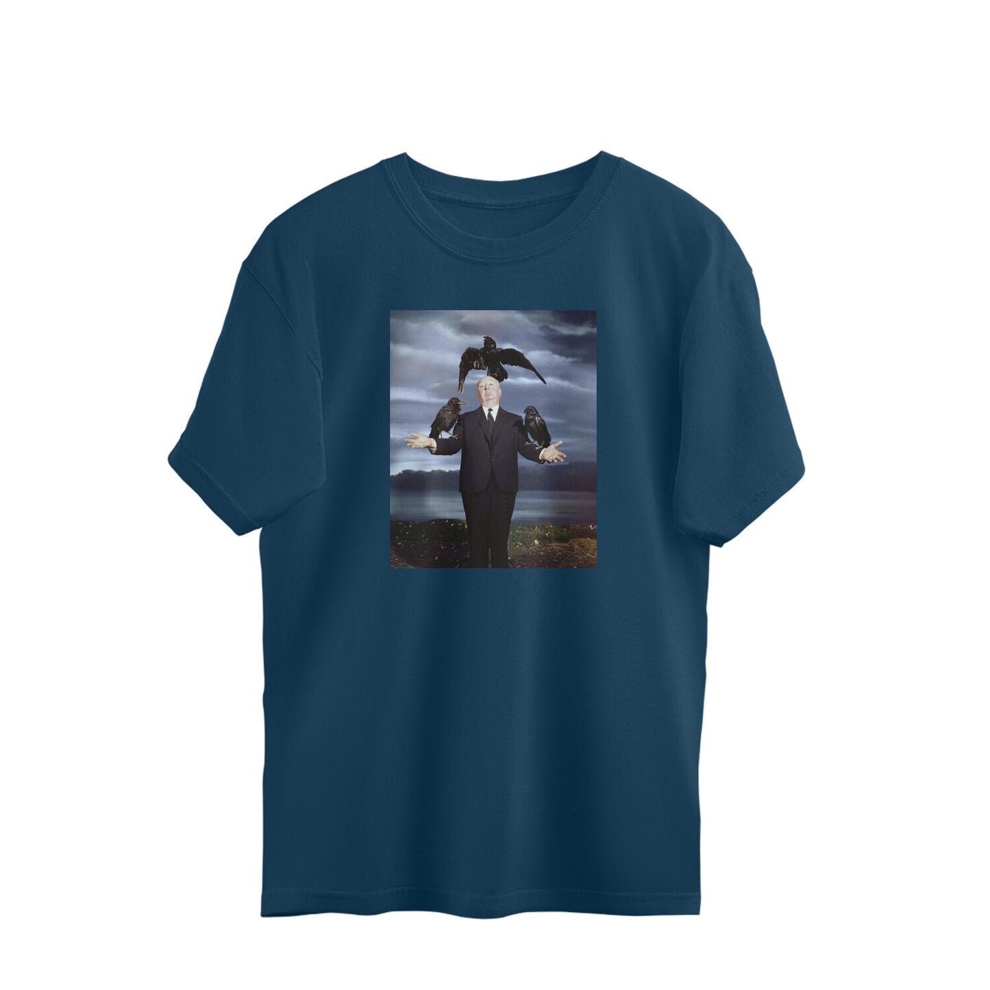Oversized T-shirt - The Crow Whisperer - Hitchcock